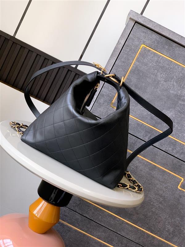 2026127213722198 900